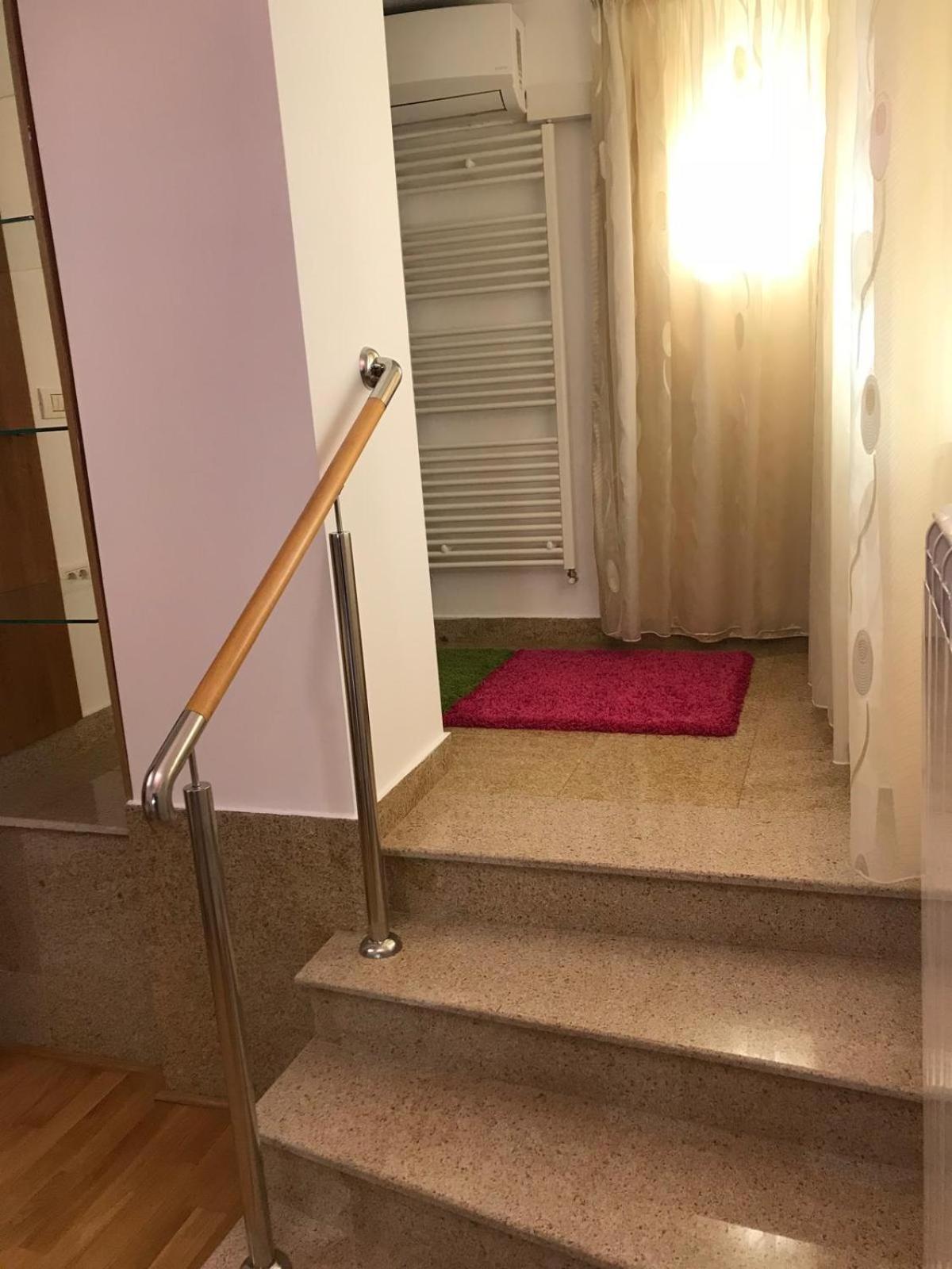 Rainbow Appartment Bucureşti Eksteriør bilde